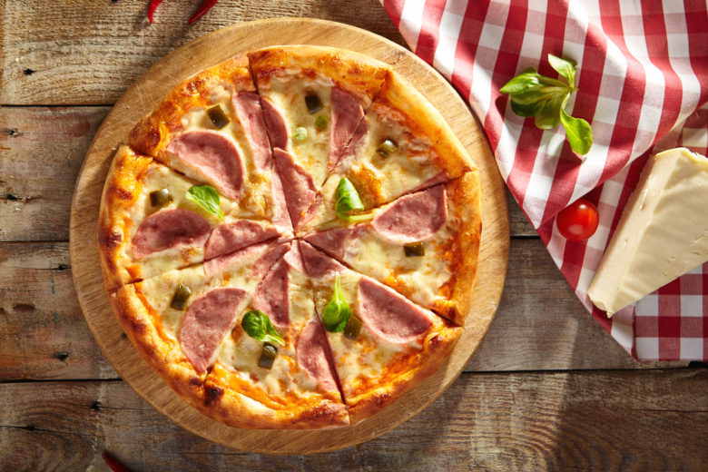 Đặt bánh Pizza mau chóng đem tới bạn những bữa ăn hợp khẩu vị nhất
